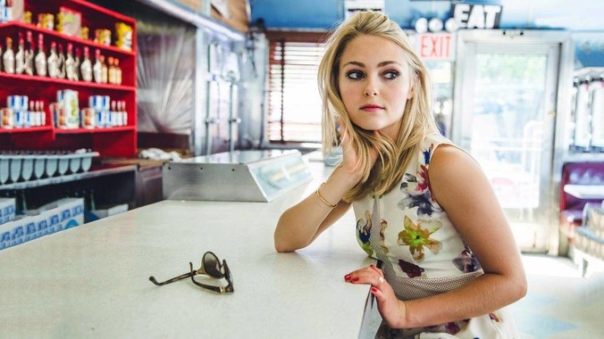 特朗普发文要求伊朗无条件投降，并被曝考虑加入对伊空袭，有哪些目的？伊朗会弃核求生吗？